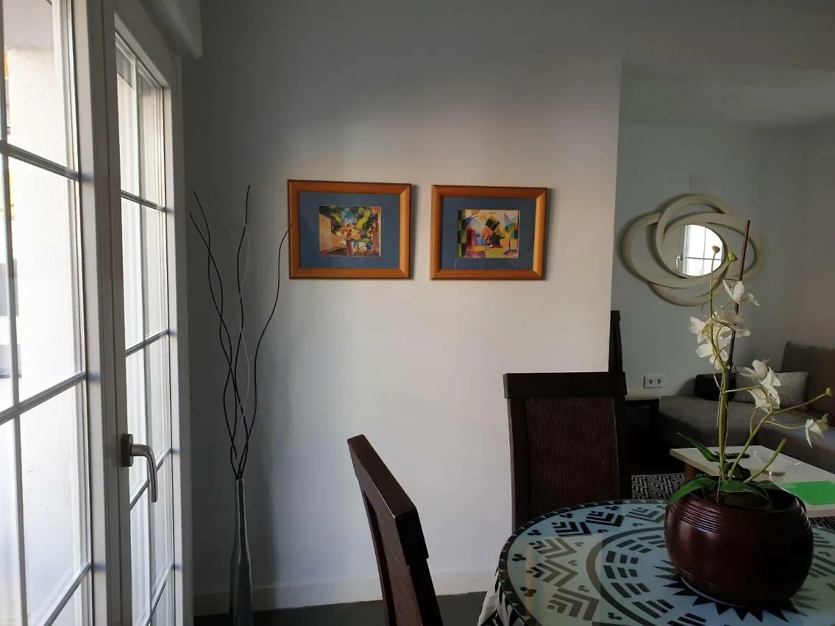 Moderno Y Luminoso Apartamento Seville